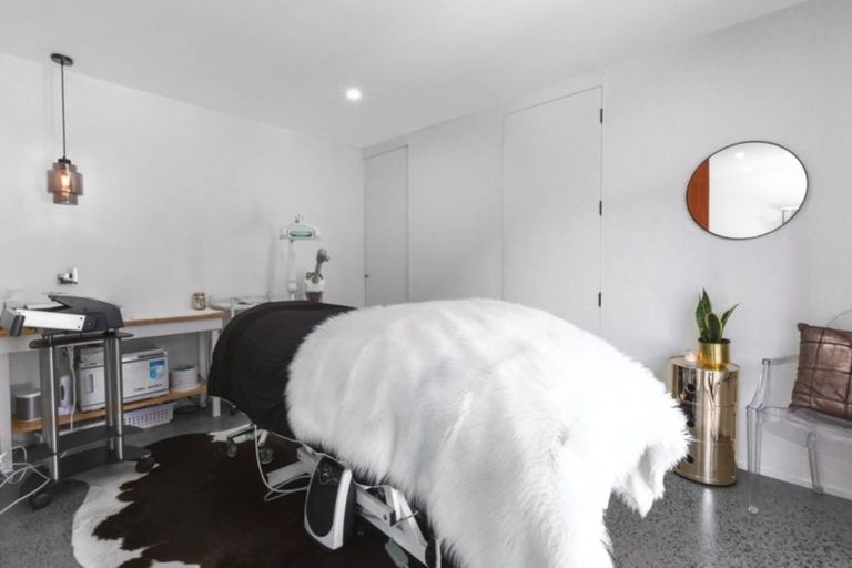 Photo of property in 30 Sea Vista Drive, Pukerua Bay, 5026