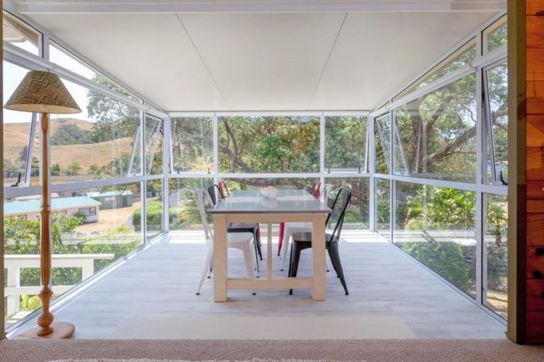 Photo of property in 18 Fishermans Bend, Whiritoa, Whangamata, 3691