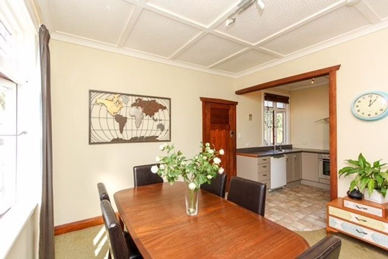 Photo of property in 100 Lemon Street, New Plymouth, 4312