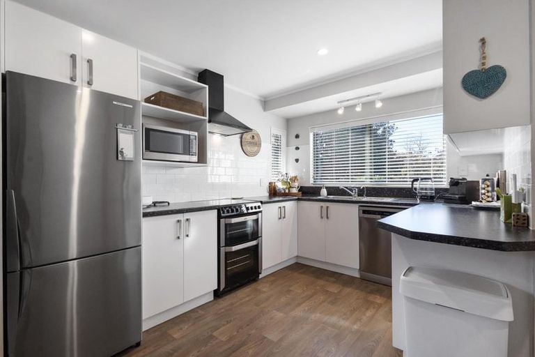 Photo of property in 61 Milton Street, Leamington, Cambridge, 3432