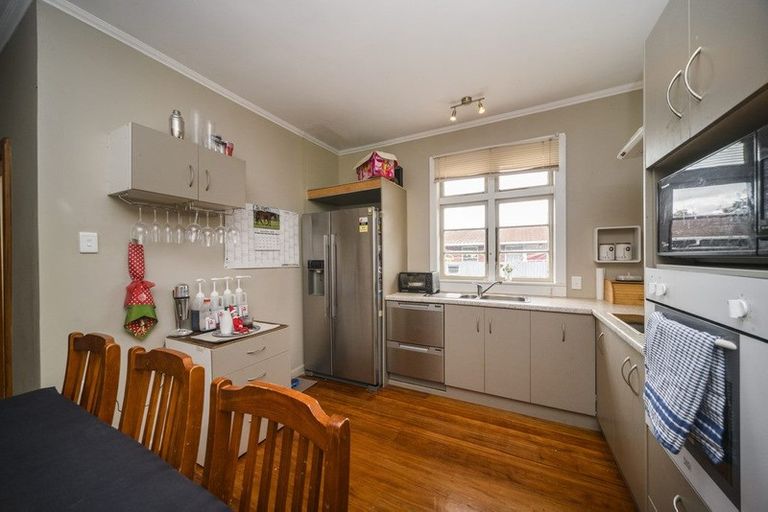 Photo of property in 97 Botanical Road, Takaro, Palmerston North, 4412