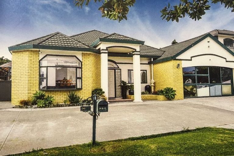 Photo of property in 36 Santa Ana Drive, Dannemora, Auckland, 2016