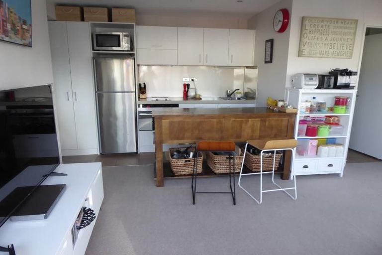 Photo of property in Soho Apartments, 602/74 Taranaki Street, Te Aro, Wellington, 6011