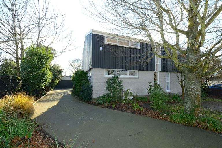 Photo of property in 20 Sandringham Place, Bryndwr, Christchurch, 8053