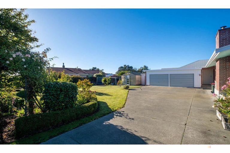 Photo of property in 1 Cashel Street, Waimate, 7924