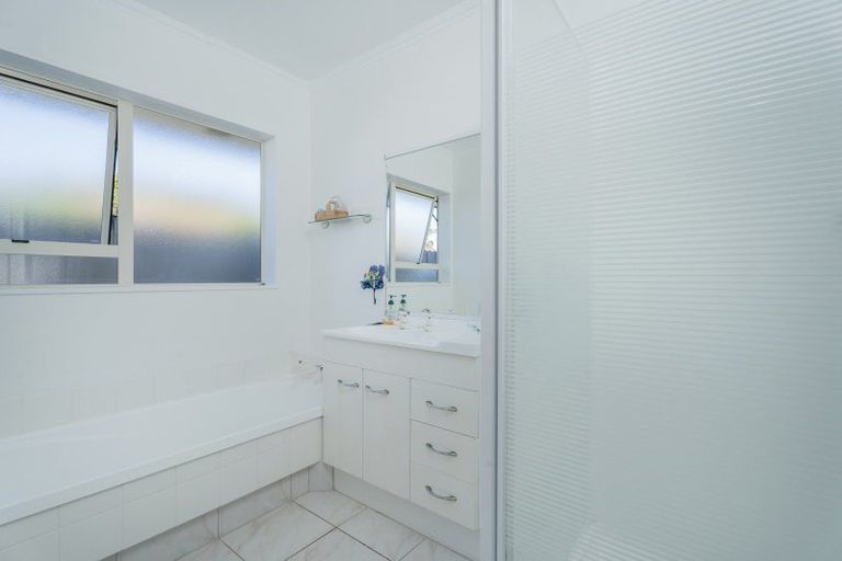 Photo of property in 9 Park Lane, Whitianga, 3510