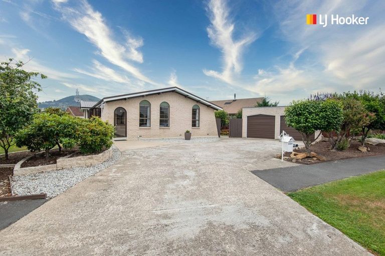 Photo of property in 16 Wickliffe Street, Mosgiel, 9024