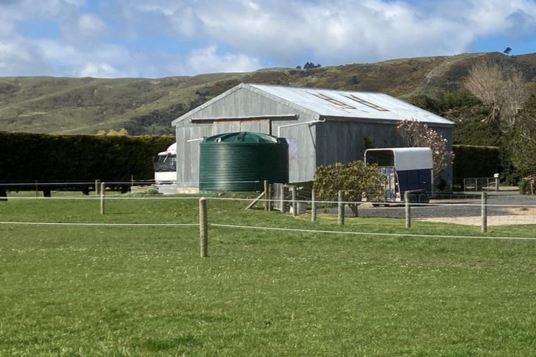 Photo of property in 110 Bruce Road, Momona, Outram, 9073