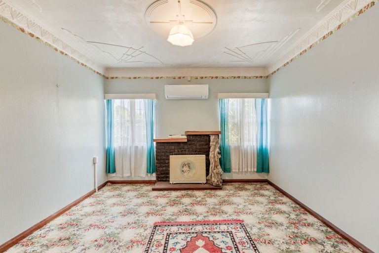 Photo of property in 9a Normanby Street, Fitzroy, New Plymouth, 4312