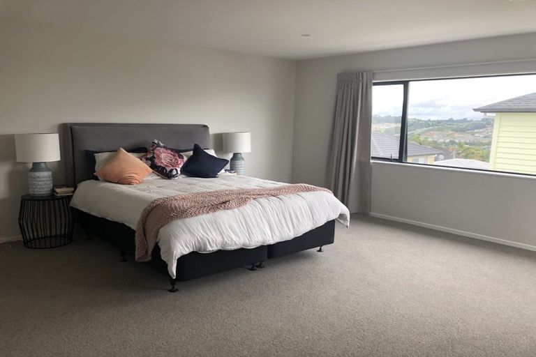 Photo of property in 750a East Coast Road, Pinehill, Auckland, 0630