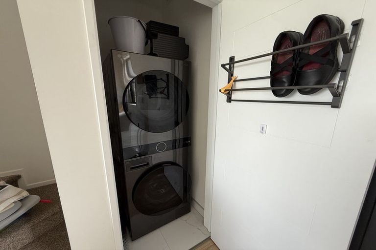 Photo of property in 12/17 Barneys Farm Road, Clendon Park, Auckland, 2103