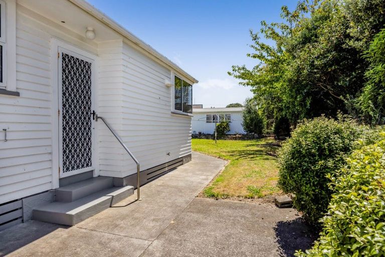 Photo of property in 53 King Street, Opunake, 4616