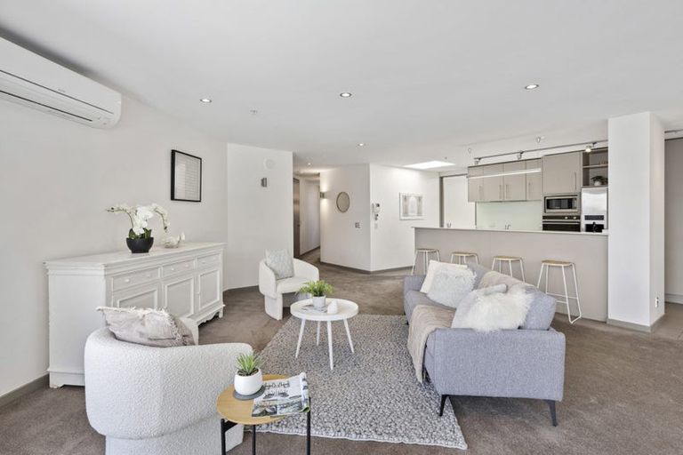 Photo of property in Alto Apartments, 3a/22 Telford Terrace, Oriental Bay, Wellington, 6011