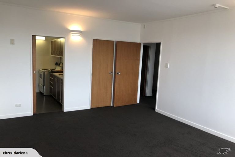 Photo of property in Hobson Court Flats, 36/70 Hobson Street, Thorndon, Wellington, 6011
