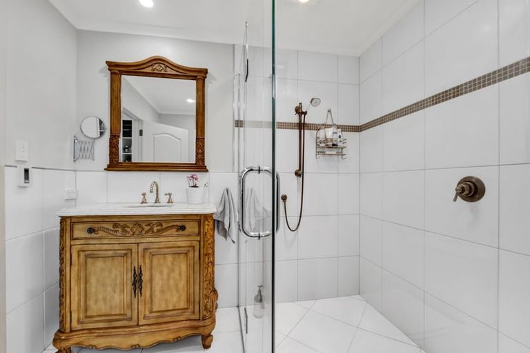 Photo of property in 37 Arthur Street, Hawera, 4674