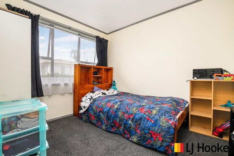 Photo of property in 18 Bettina Place, Manurewa, Auckland, 2102