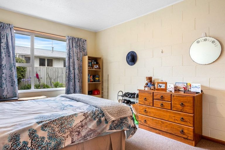 Photo of property in 2/22 Clive Street, Phillipstown, Christchurch, 8011