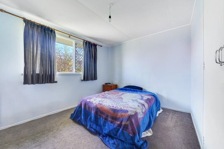 Photo of property in 28 Glenbervie Crescent, Massey, Auckland, 0614