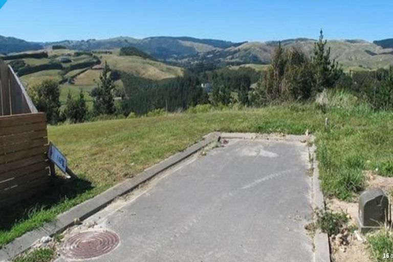 Photo of property in 150 Endeavour Drive, Whitby, Porirua, 5024