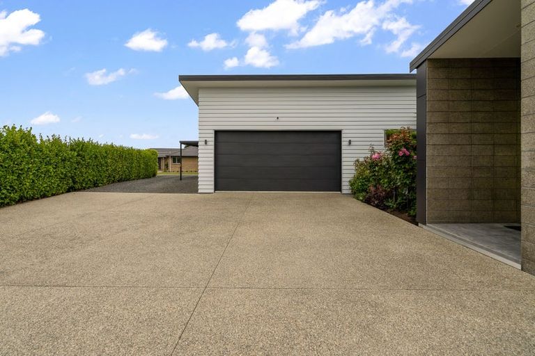 Photo of property in 11 Majestic Chance, Seaward Bush, Invercargill, 9812