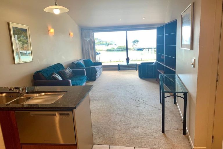 Photo of property in Bridgewater Apartments, 302/7 Te Rangi Cross Road, Paihia, 0200