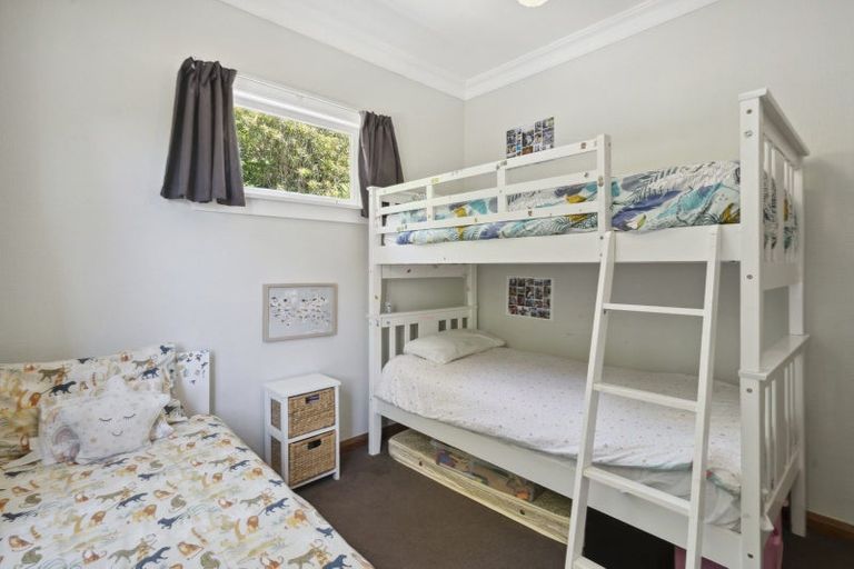 Photo of property in 73 Ironside Road, Johnsonville, Wellington, 6037