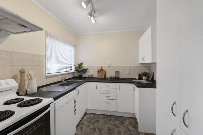 Photo of property in 18 Webber Street, Paraparaumu Beach, Paraparaumu, 5032