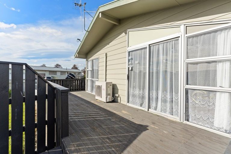 Photo of property in 1 Jupiter Street, Milson, Palmerston North, 4414