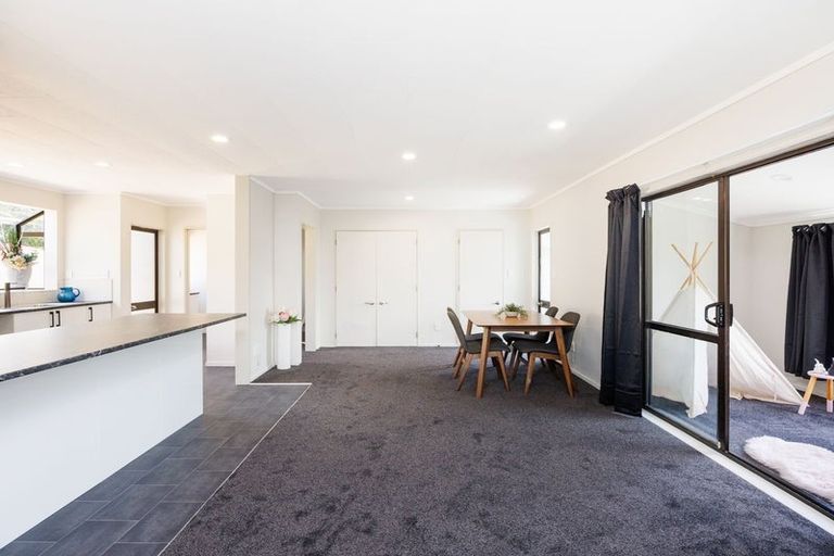 Photo of property in 4 Ngarimu Street, Roslyn, Palmerston North, 4414