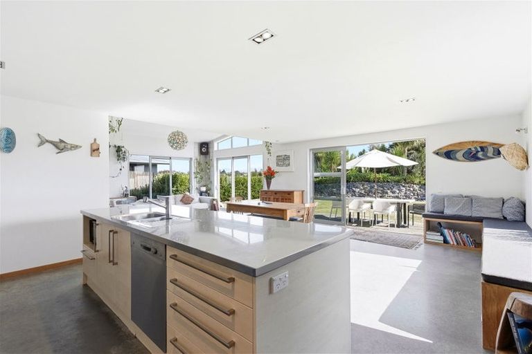 Photo of property in 6 Te Aroha Place, Mapua, 7005