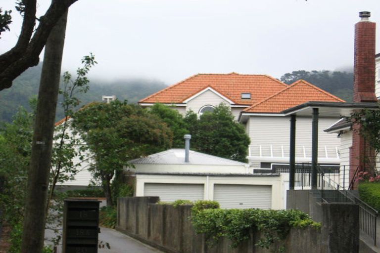 Photo of property in 18 Everest Street, Khandallah, Wellington, 6035