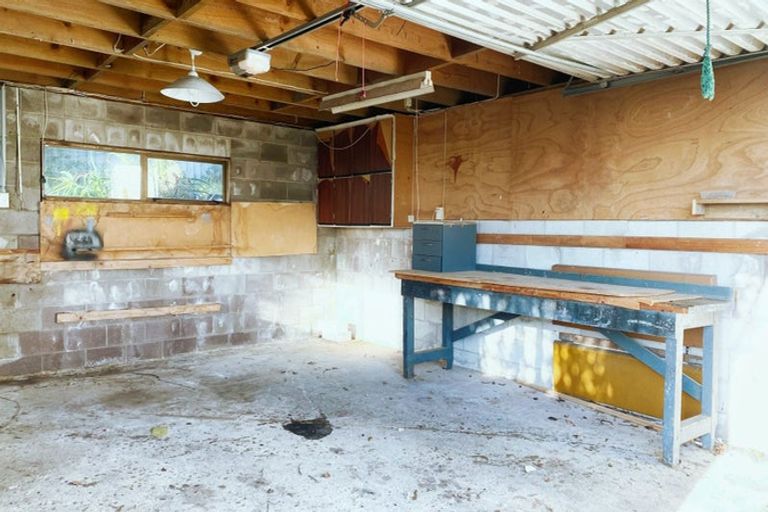 Photo of property in 4 Tree View Avenue, Glenfield, Auckland, 0629