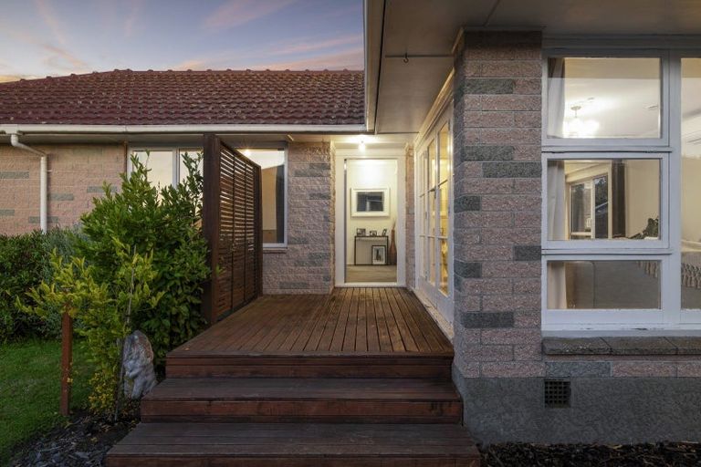 Photo of property in 6 Helmsdale Street, Burwood, Christchurch, 8083