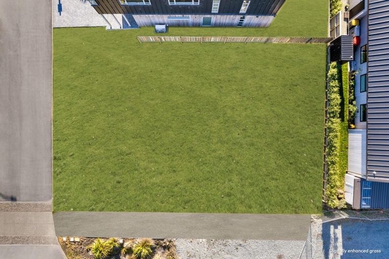 Photo of property in 2 Mirek Street, Waikanae, 5036