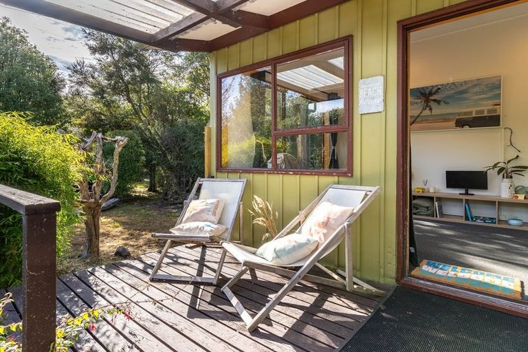 Photo of property in 86 Beach Road, Long Beach, Port Chalmers, 9081