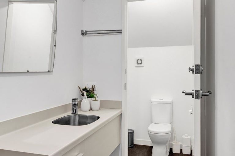 Photo of property in 4 Nikau Place, Hawera, 4610