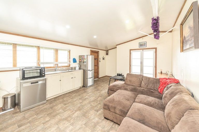 Photo of property in 17 Spier Street, Aramoho, Whanganui, 4500