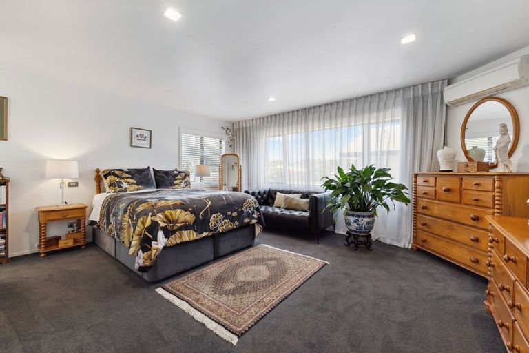Photo of property in 20b Fulford Street, New Plymouth, 4310