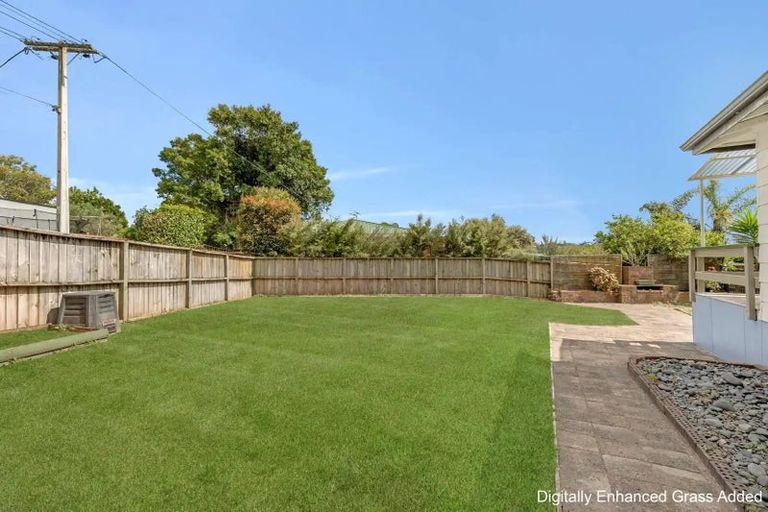 Photo of property in 354 Royal Road, Massey, Auckland, 0614