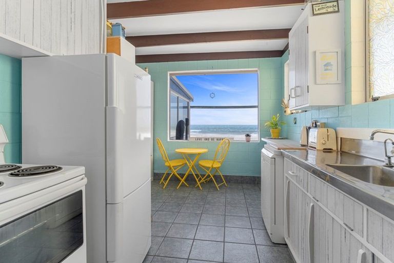 Photo of property in 225b Pukehina Parade, Pukehina, Te Puke, 3189