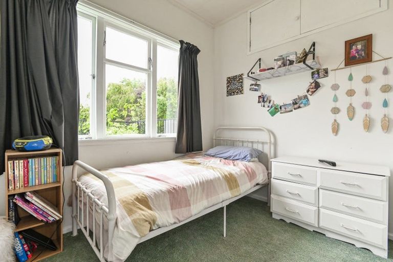 Photo of property in 205 Kenilworth Road, Mayfair, Hastings, 4122