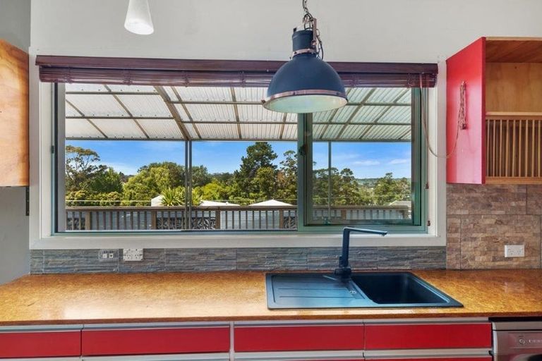 Photo of property in 11 Takahe Place, Mangawhai, 0505