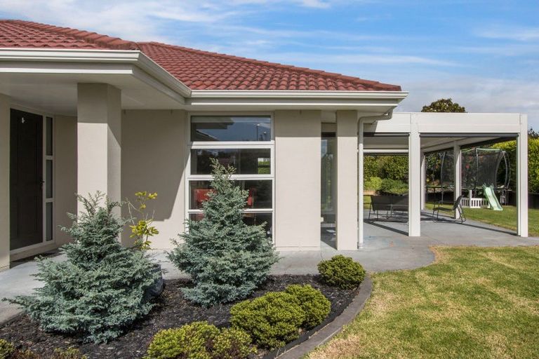 Photo of property in 2 Gleneagles Drive, Aongatete, Katikati, 3178