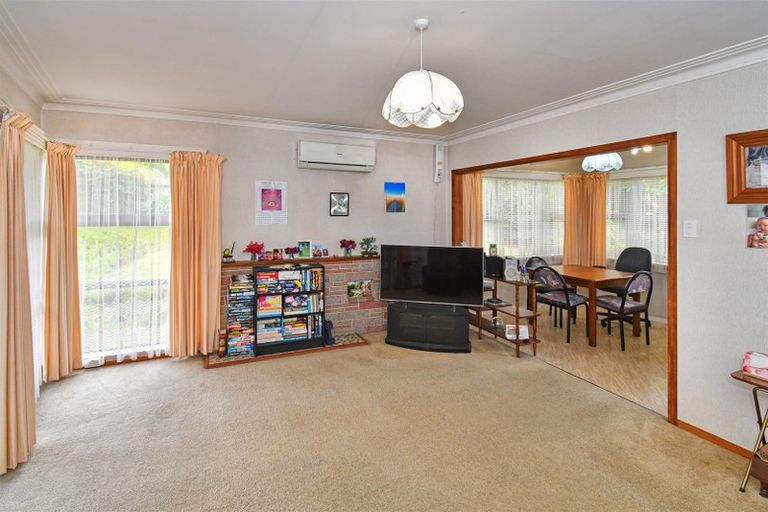 Photo of property in 35 Beaumonts Way, Manurewa, Auckland, 2102