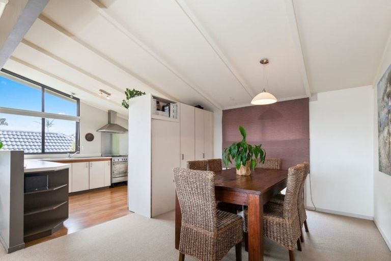 Photo of property in 65 Marellen Drive, Red Beach, 0932
