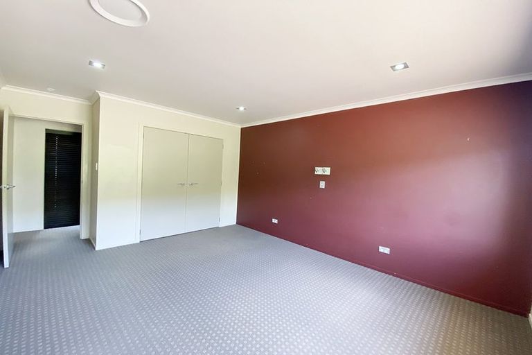 Photo of property in 67 Old Barn Road, Opaheke, Papakura, 2584