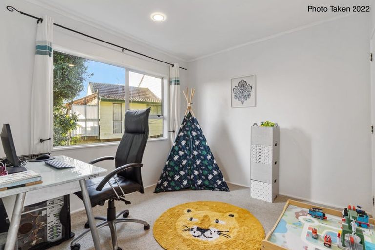 Photo of property in 1/83 Manuka Road, Bayview, Auckland, 0629