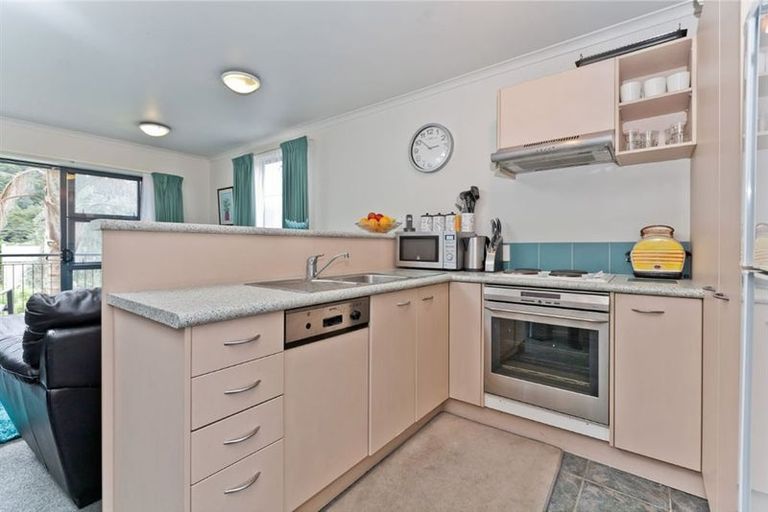 Photo of property in 17/5 Carolina Place, Albany, Auckland, 0632