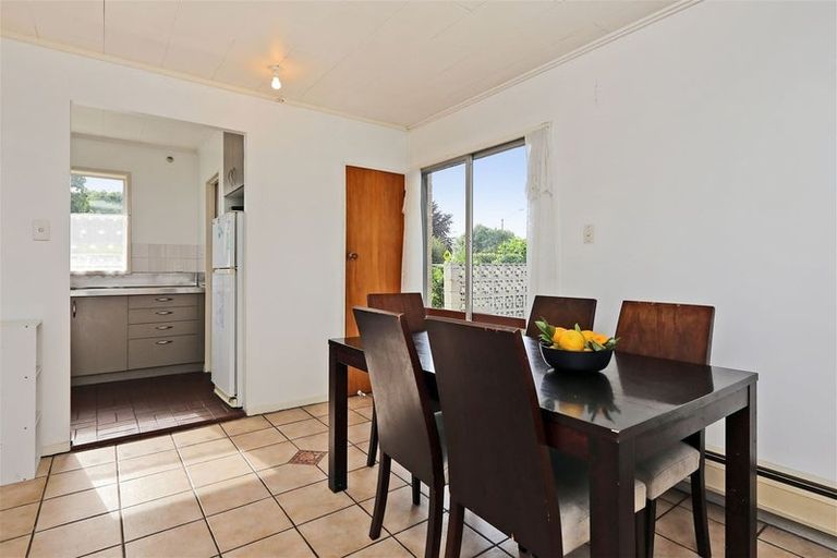 Photo of property in 25 Bristol Crescent, Flaxmere, Hastings, 4120