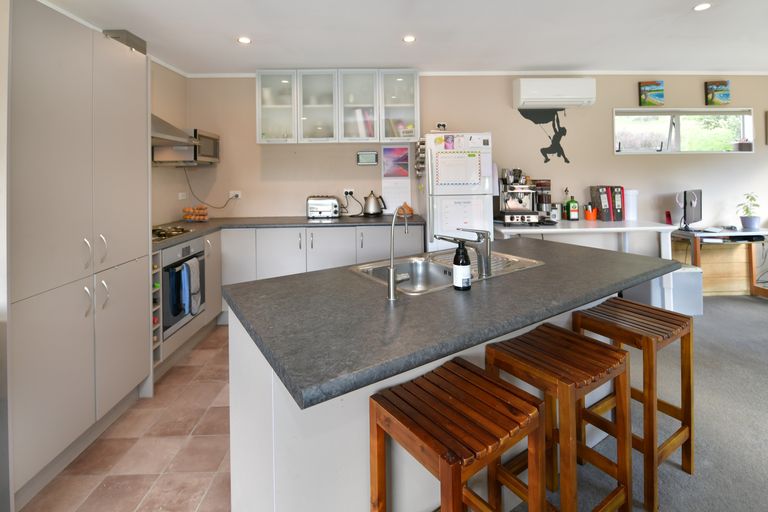 Photo of property in 75c Mick Dillon Road, Tahekeroa, Kaukapakapa, 0873